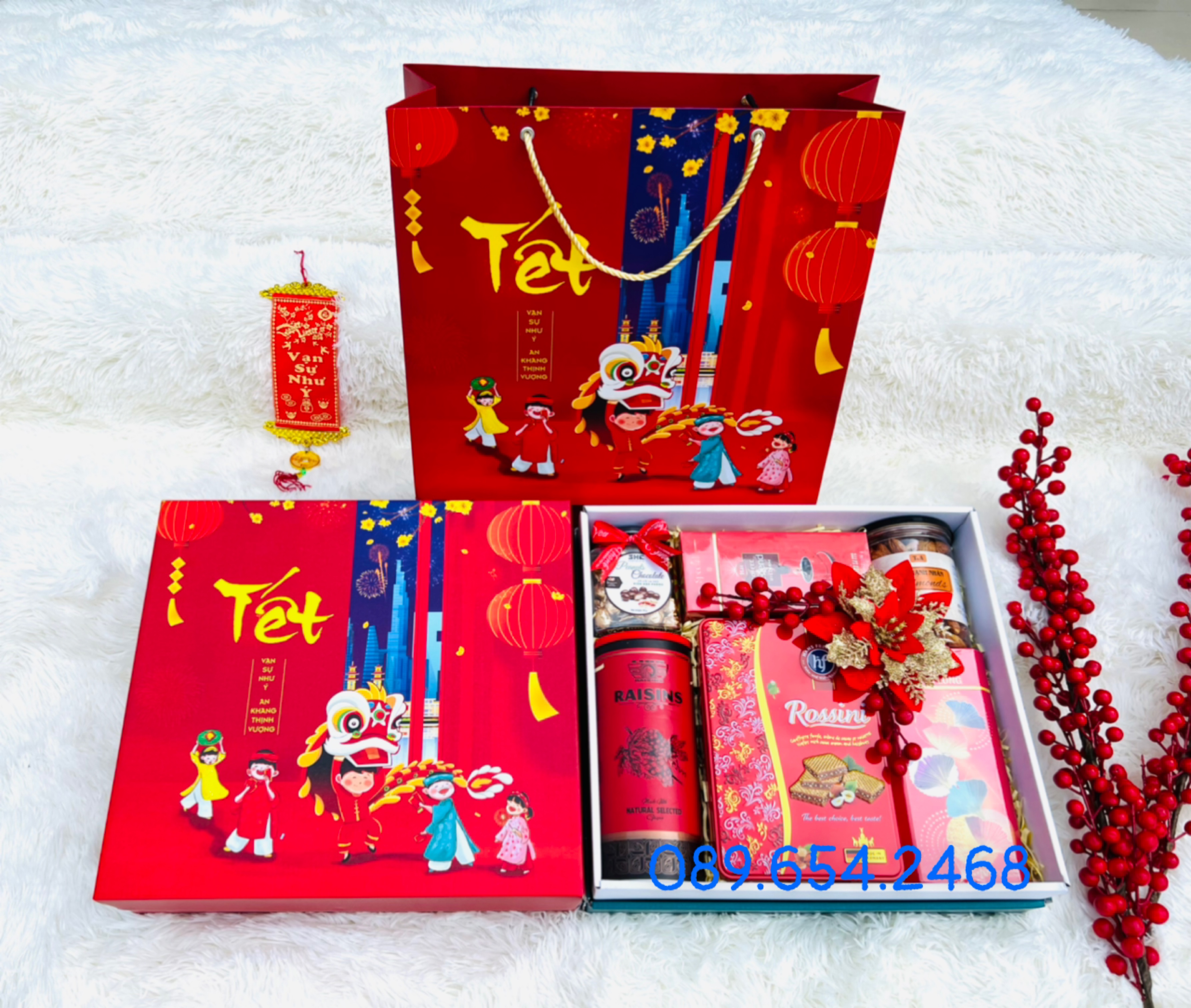 HỘP QUÀ TẾT 18